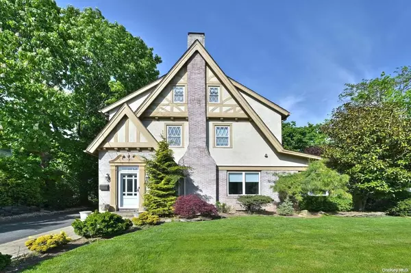 50 Burton AVE, Woodmere, NY 11598