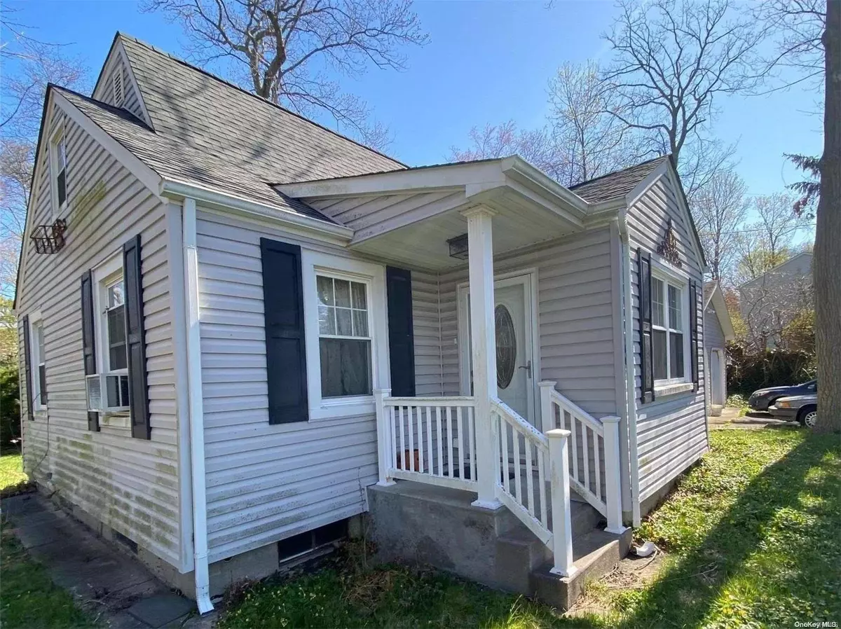 Rocky Point, NY 11778,51 Quail RD