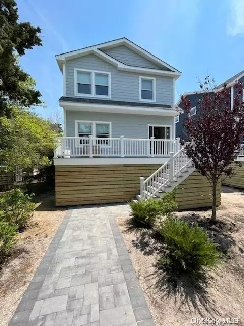 Ocean Beach, NY 11770,572 Bayberry WALK