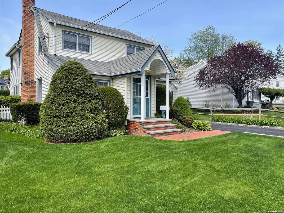 Syosset, NY 11791,18 Baylis