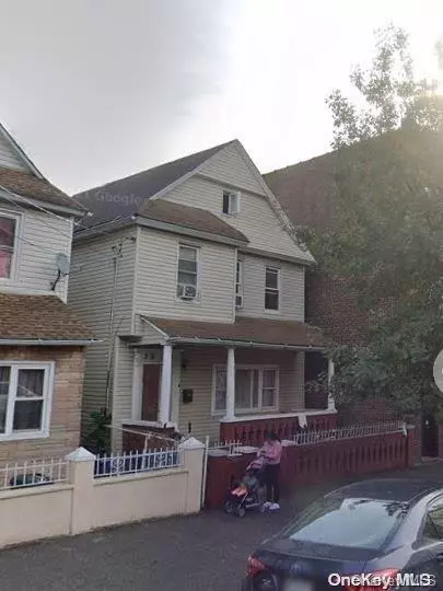 Corona, NY 11368,38-13 104th ST