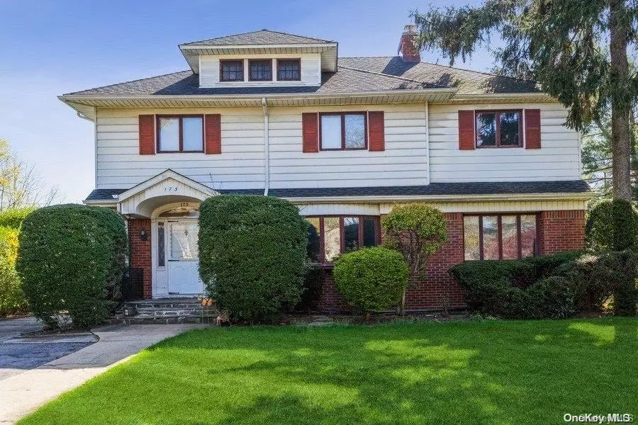 Garden City, NY 11530,173 Nassau Blvd.