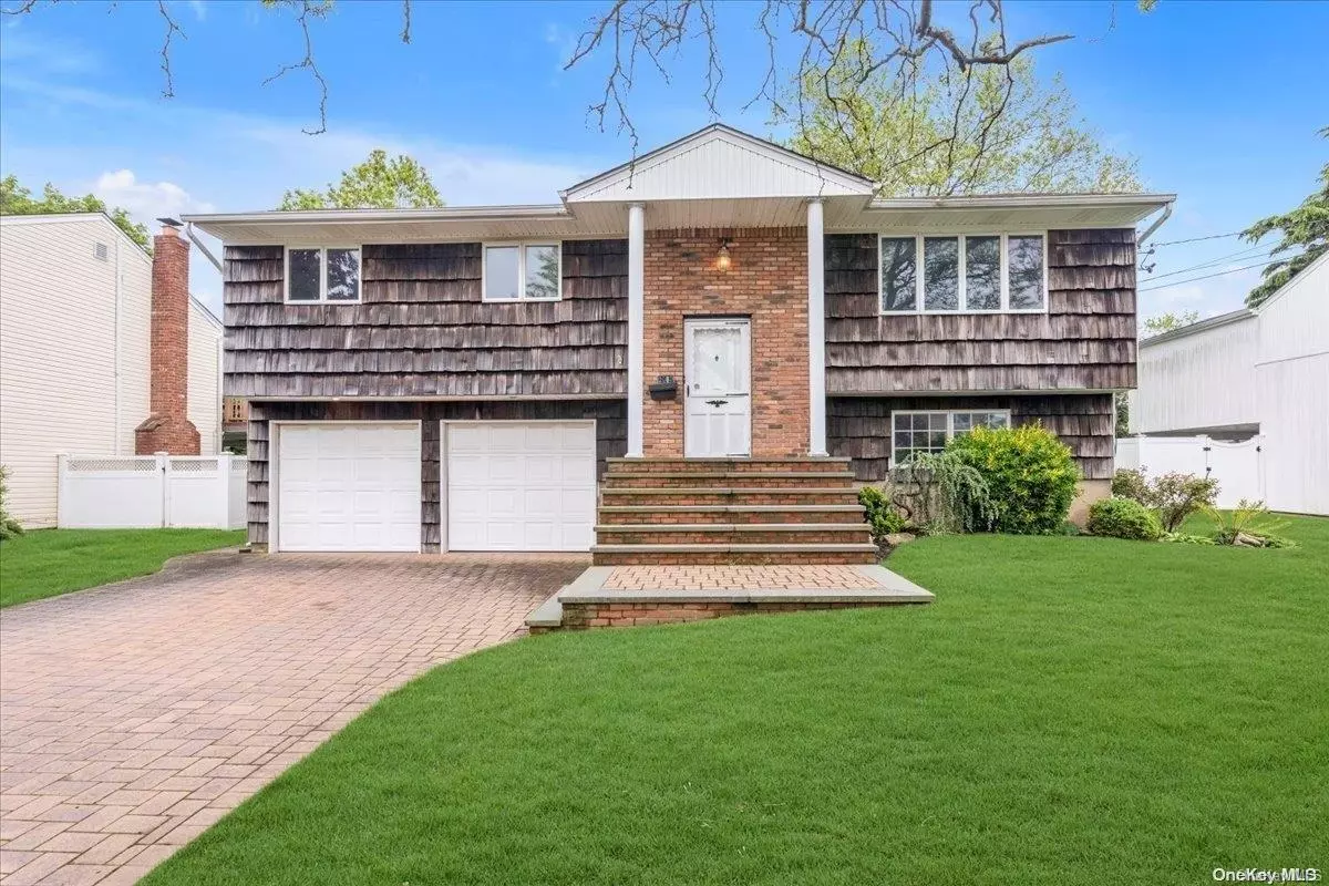 Merrick, NY 11566,2080 Kenneth RD