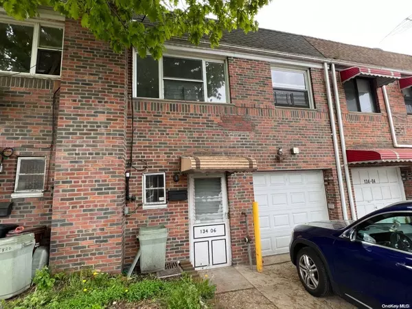 134-06 58 RD, Flushing, NY 11355