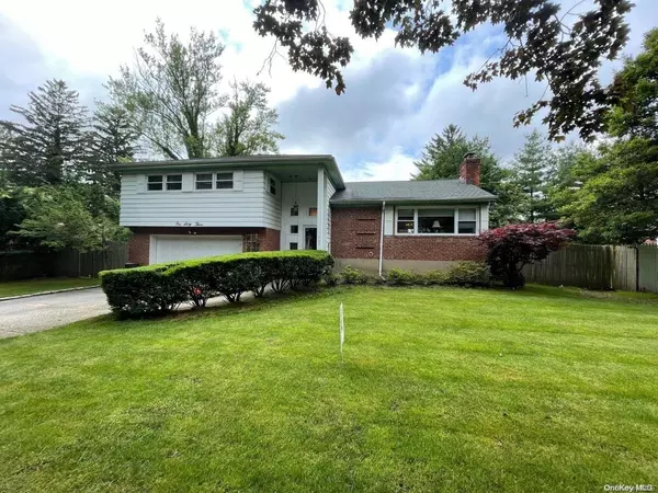 Syosset, NY 11791,163 Cold Spring RD