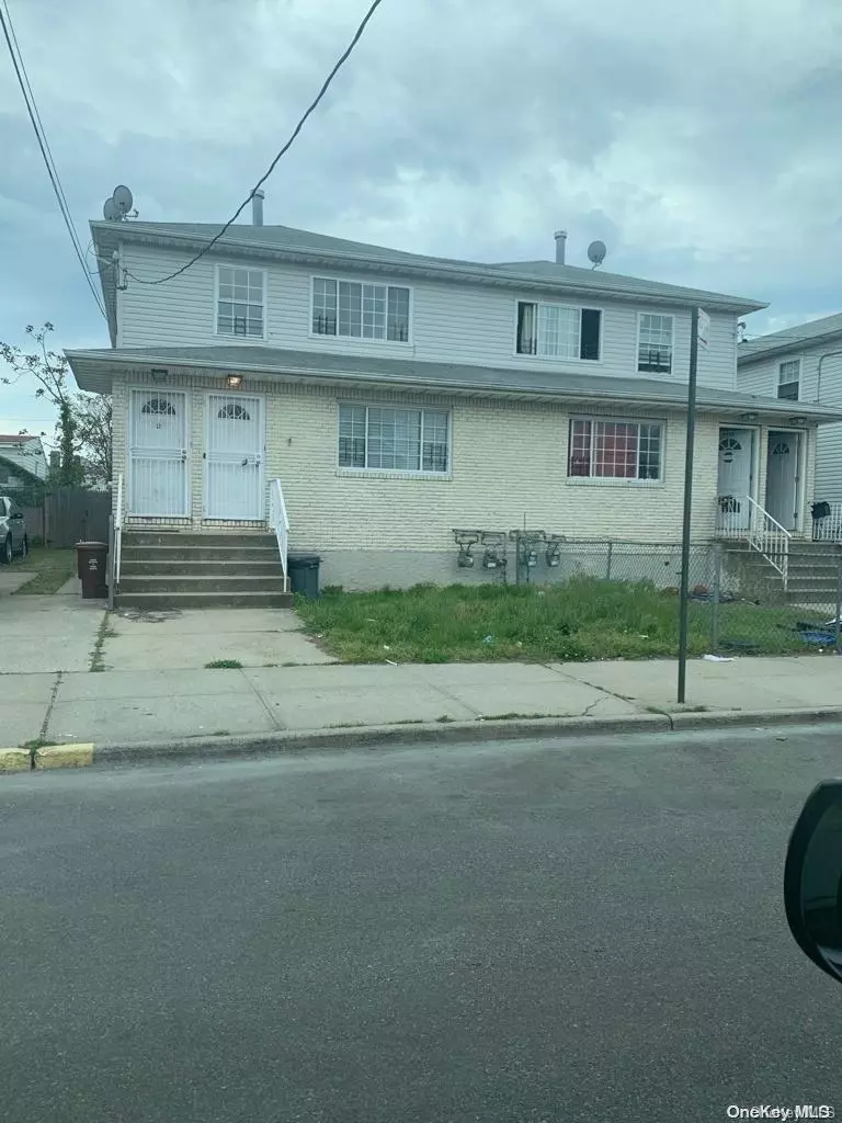 Far Rockaway, NY 11692,69-55 Almeda AVE