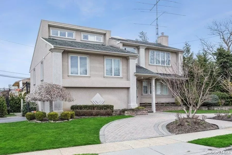 North Woodmere, NY 11581,846 Cliffside Avenue