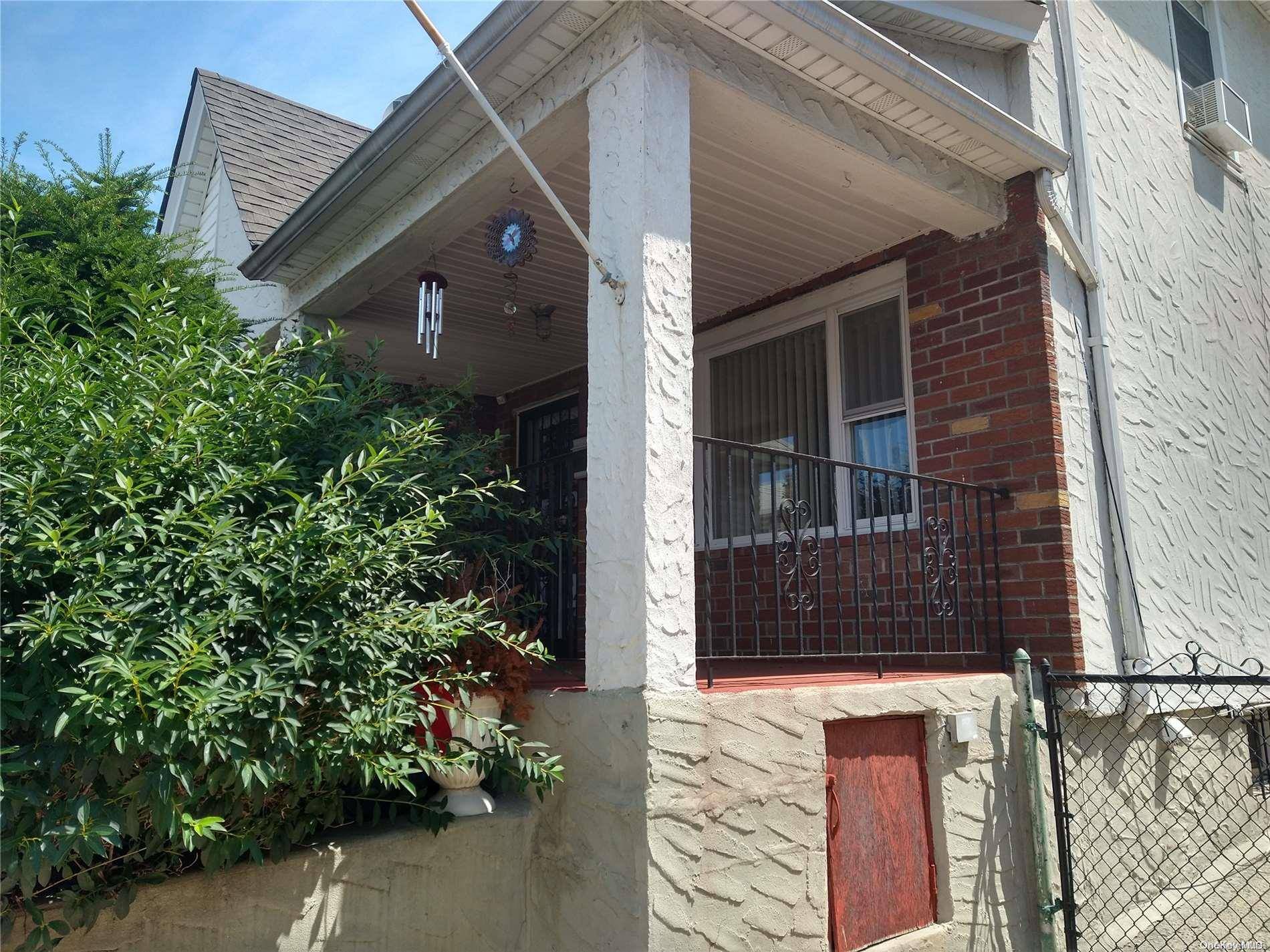 Brooklyn, NY 11203,693 E 52nd ST