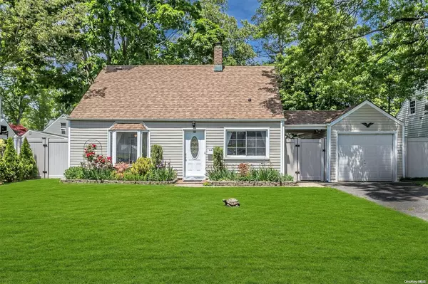 503 Irving ST, Westbury, NY 11590