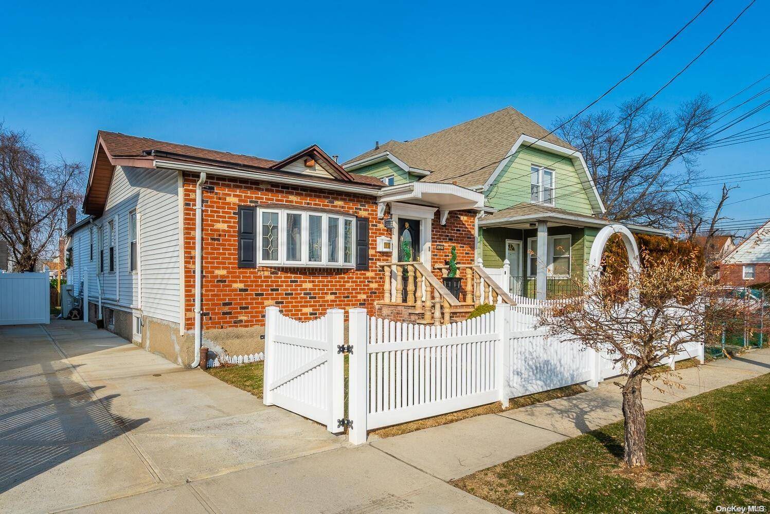 131-06 220th ST, Laurelton, NY 11413