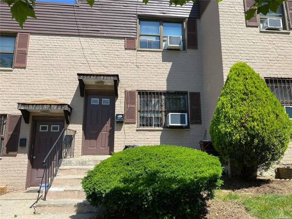 147-11 71st AVE #A, Kew Garden Hills, NY 11367