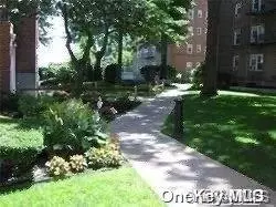 Hempstead, NY 11550,24 Mulford PL #4F