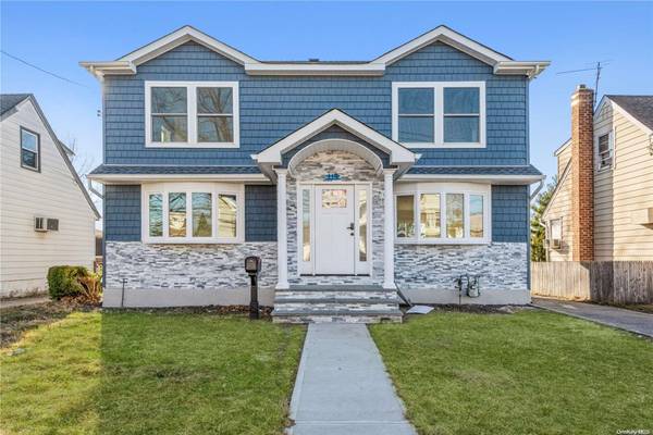 119 Central Ave, New Hyde Park, NY 11040