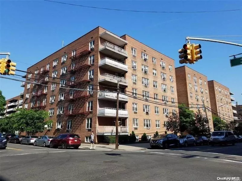 34-20 Parson Blvd BLVD #5fl, Flushing, NY 11354