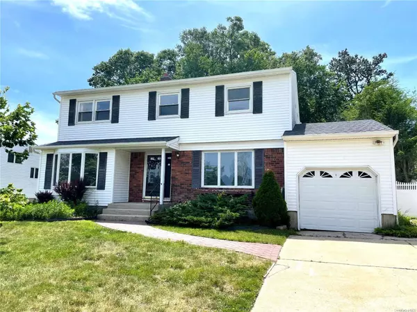 Hauppauge, NY 11788,34 Sarah DR