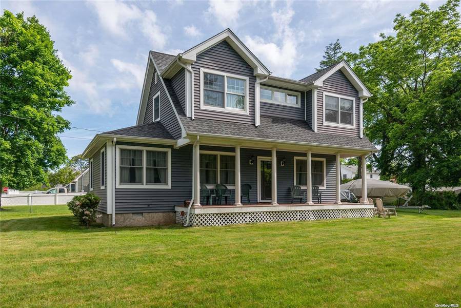 312 5th ST, East Northport, NY 11731