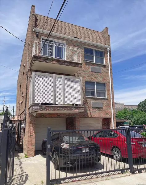 31-12 58th ST, Woodside, NY 11377