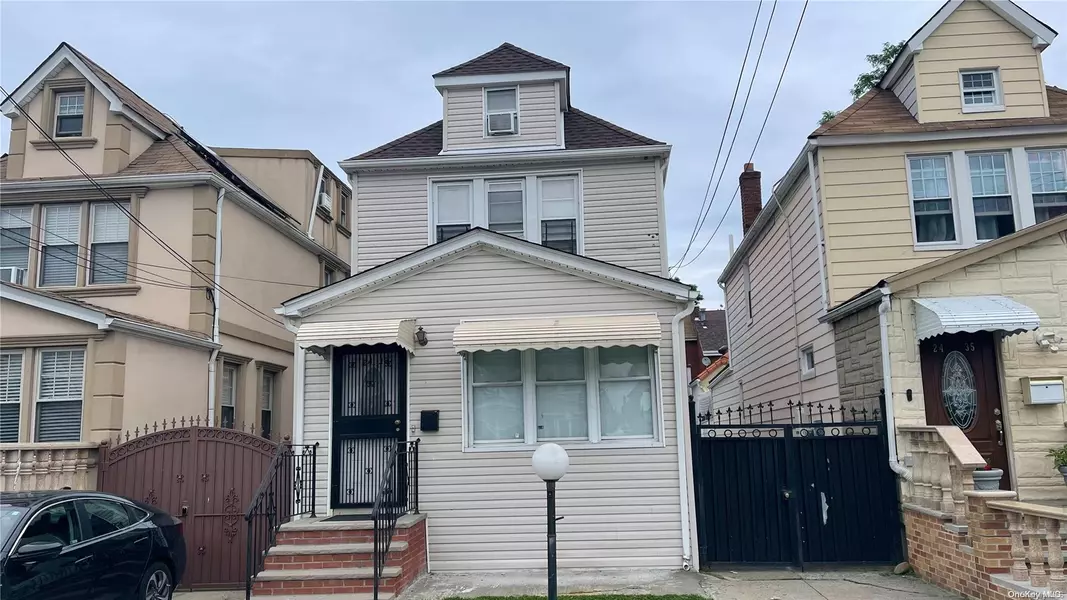 24-33 Ericsson ST, East Elmhurst, NY 11369