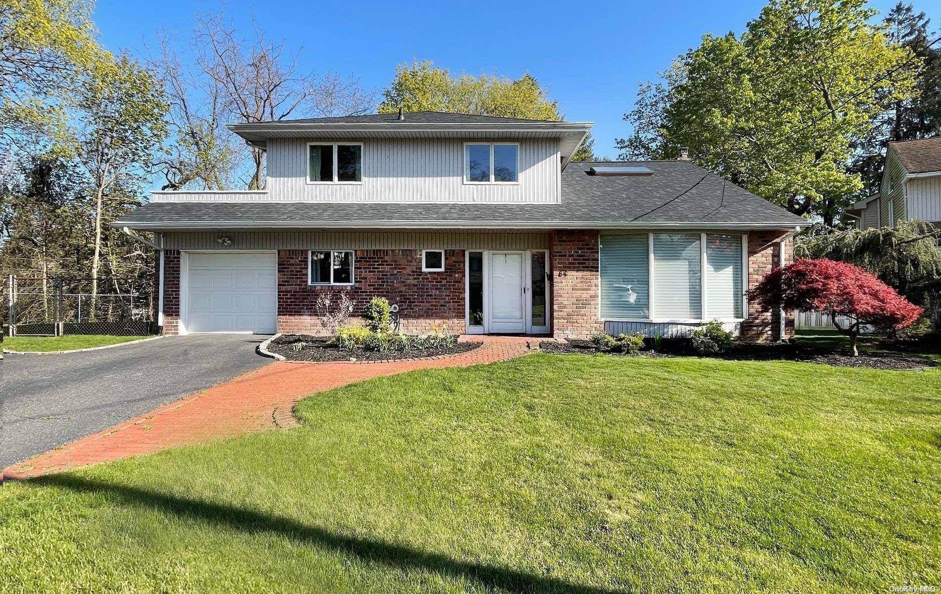 East Hills, NY 11577,64 Sherrard ST