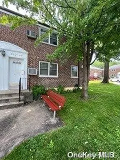 Little Neck, NY 11362,252-48 58th Avenue #169