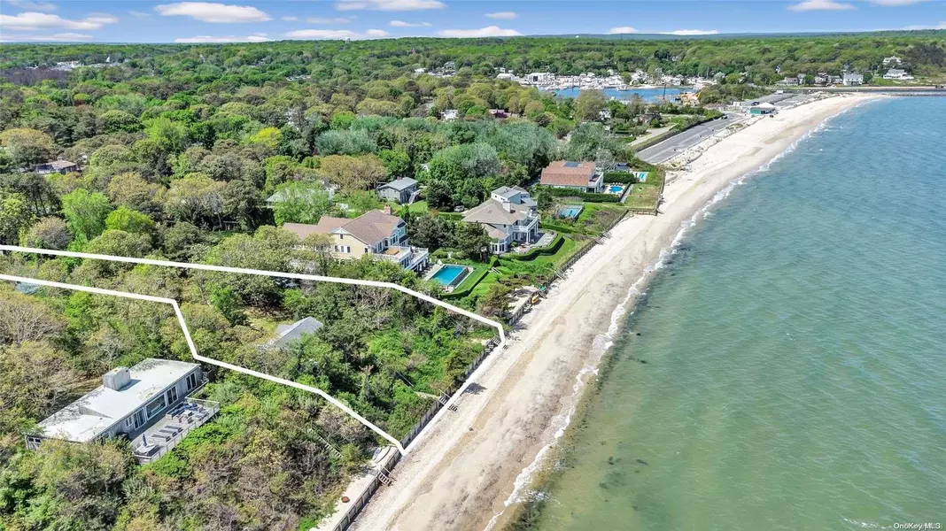 8B Old North HWY #B, Hampton Bays, NY 11946