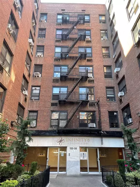 132-35 Sanford AVE #2C, Flushing, NY 11355