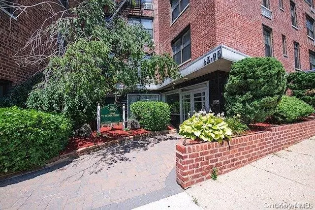 63-95 Austin ST #5D, Rego Park, NY 11374