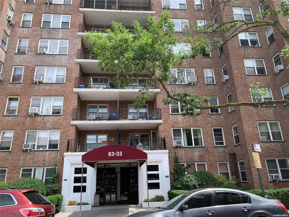 Rego Park, NY 11374,63-33 98 Place #2m