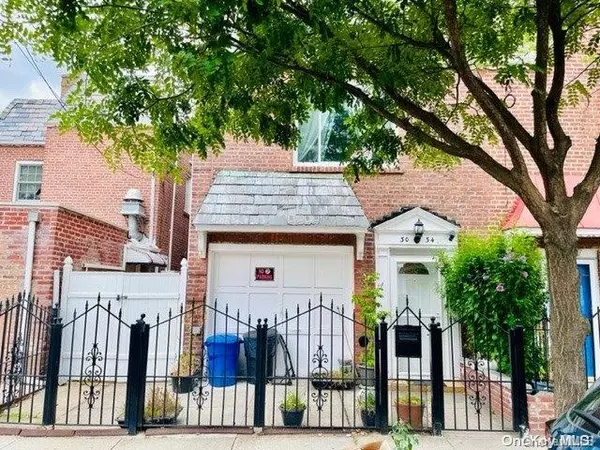 30-34 47th ST, Astoria, NY 11103