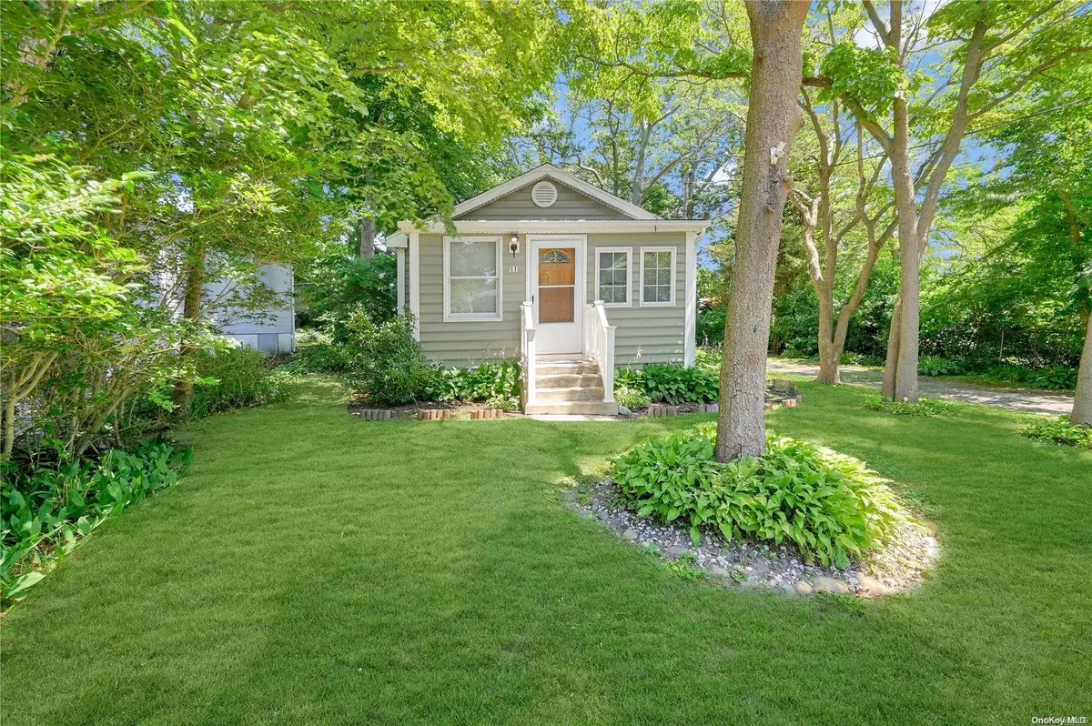 Rocky Point, NY 11778,11 Lavender RD