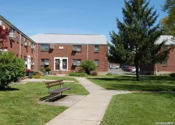 199-21 19 AVE #2-162, Whitestone, NY 11357