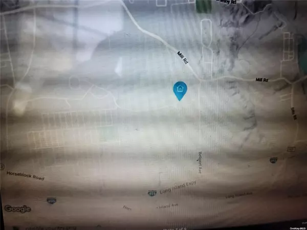 Medford, NY 11763,222 Country RD