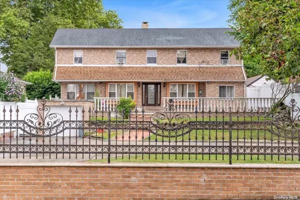 154-17 9th AVE, Whitestone, NY 11357