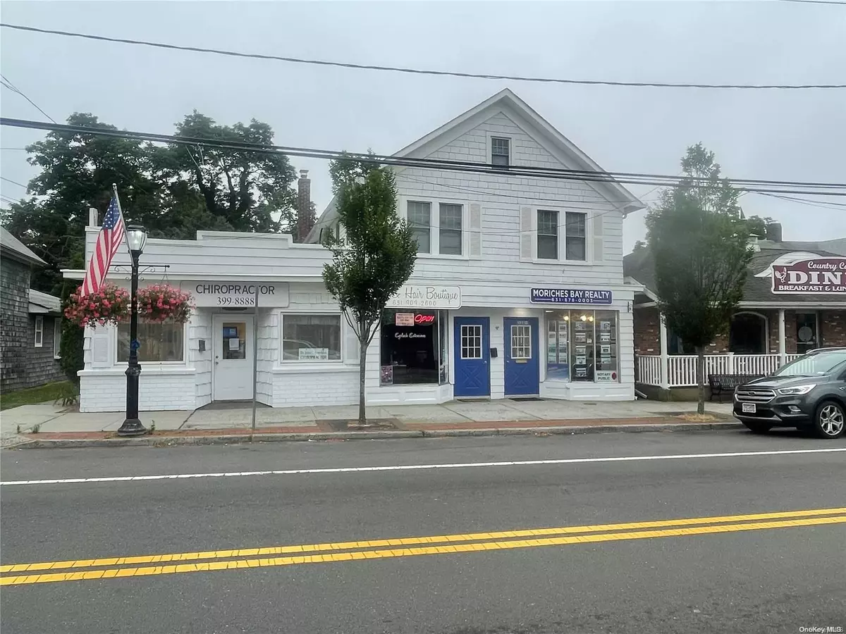 Center Moriches, NY 11934,326/328 Montauk. HWY