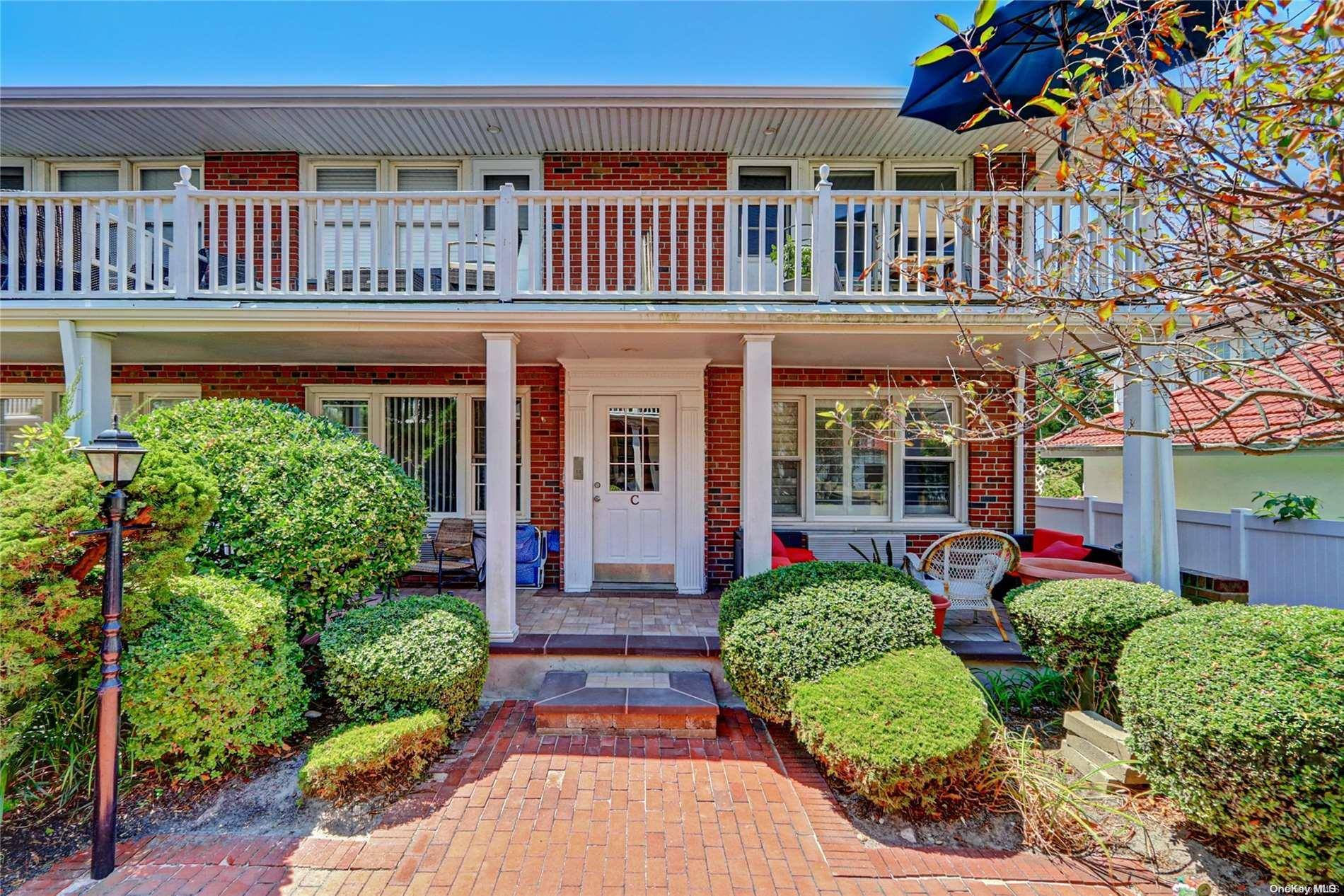 235 W Broadway #C4,  Long Beach,  NY 11561