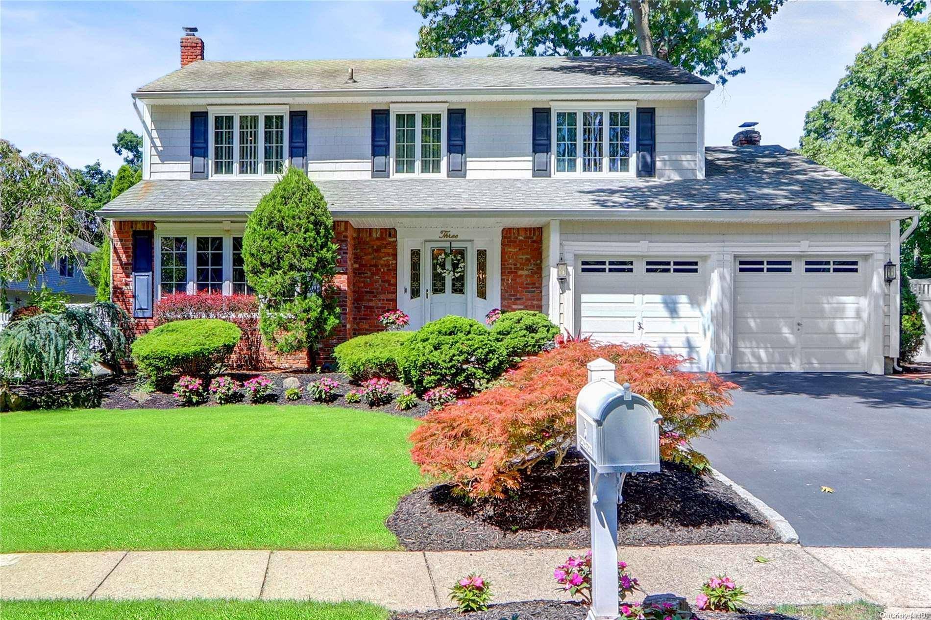 3 Chester ST, Smithtown, NY 11787