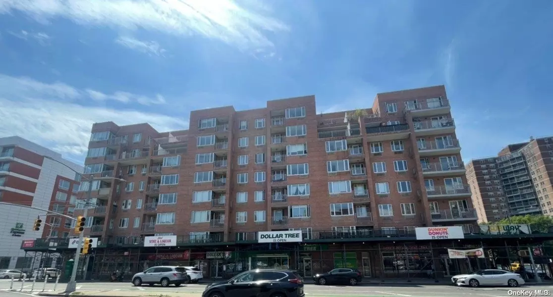 63-14 Queens BLVD #3H, Woodside, NY 11377