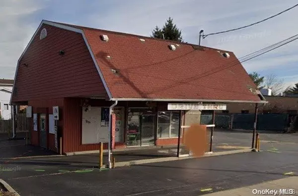 Hicksville, NY 11801