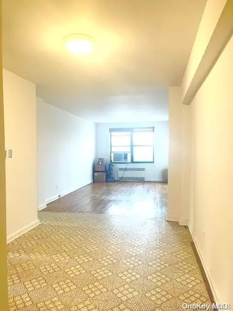 142-21 26th Ave #6G, Flushing, NY 11354