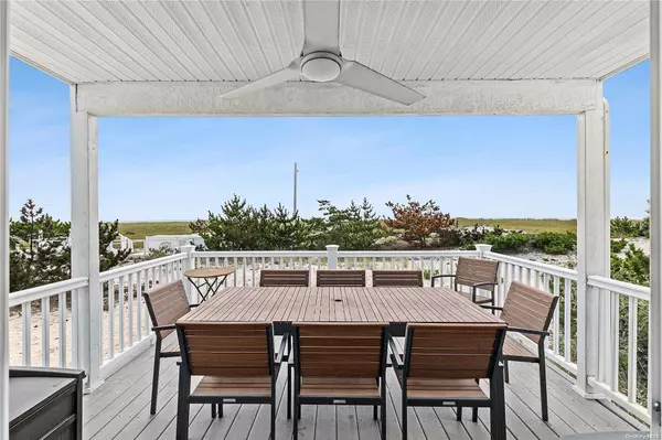 281 Dune Rd. #23A, Westhampton Beach, NY 11978