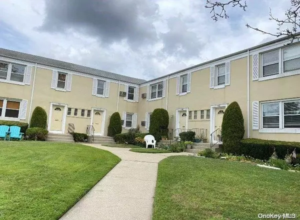 Bellerose, NY 11426,71-57 252 ST #175B