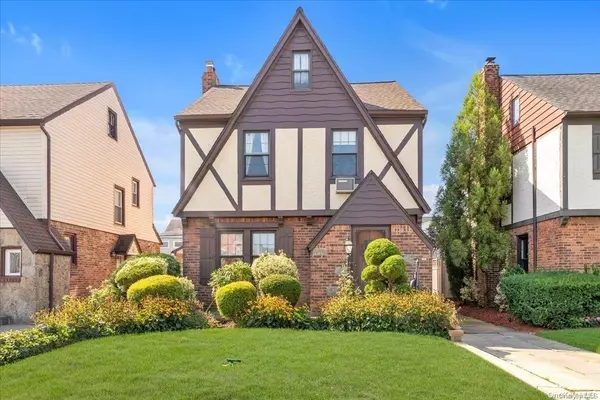 169-32 24th AVE, Whitestone, NY 11357