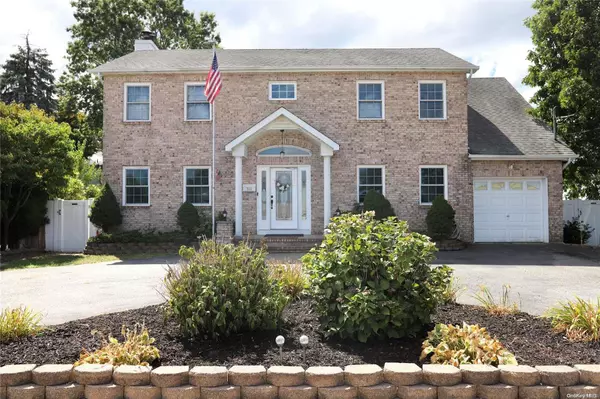906 Sunrise Highway, West Babylon, NY 11704