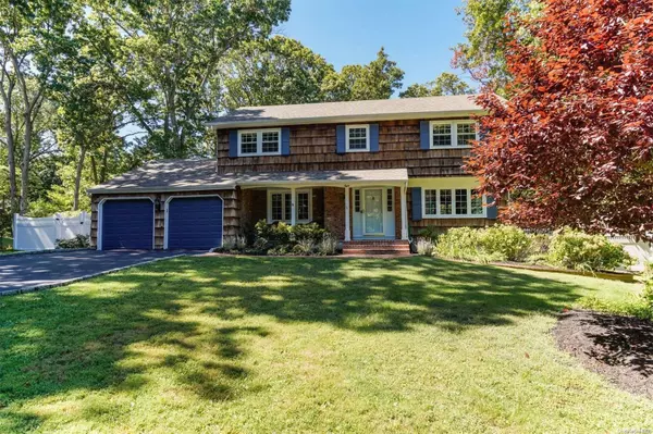 Setauket, NY 11733,8 Penelope DR