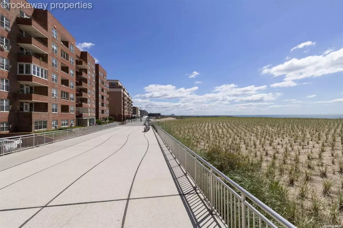 Rockaway Park, NY 11694,129 Beach 118th St. #2J