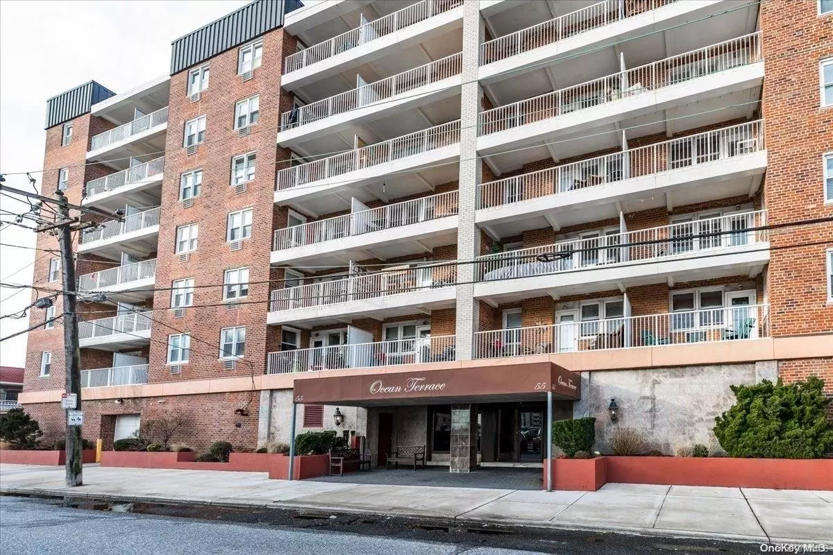 Long Beach, NY 11561,55 Monroe BLVD #3H