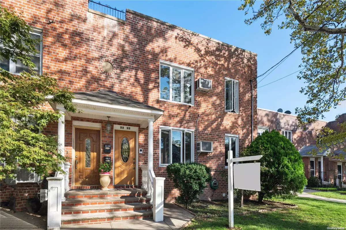 Whitestone, NY 11357,22-03 150th ST