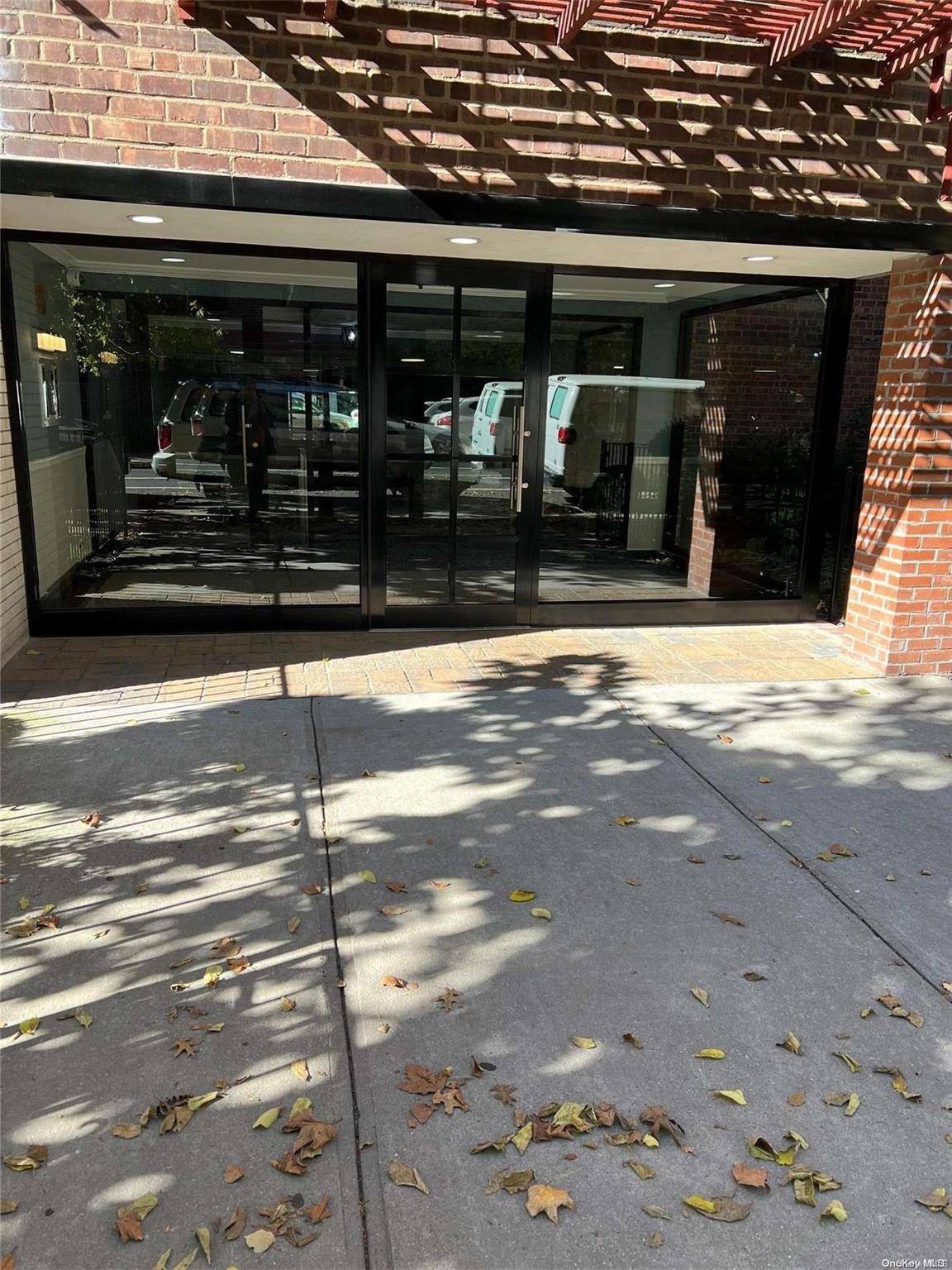 33-44 91th  Street #2R, Jackson Heights, NY 11372