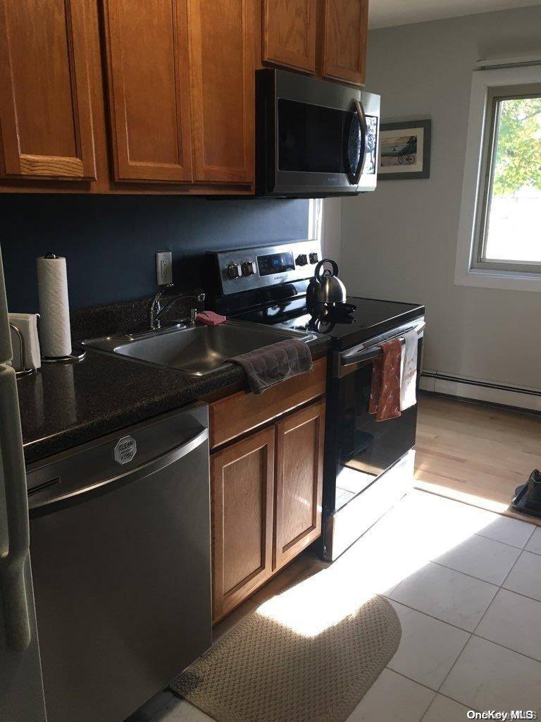 2453 Union BLVD #22A, Islip, NY 11751