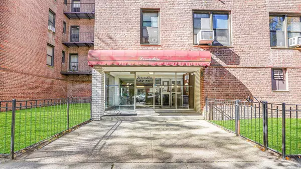 33-06 92nd Street #6V, Jackson Heights, NY 11372